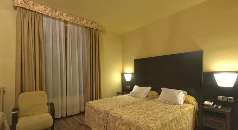 Hotel Restaurant Pessets & SPA