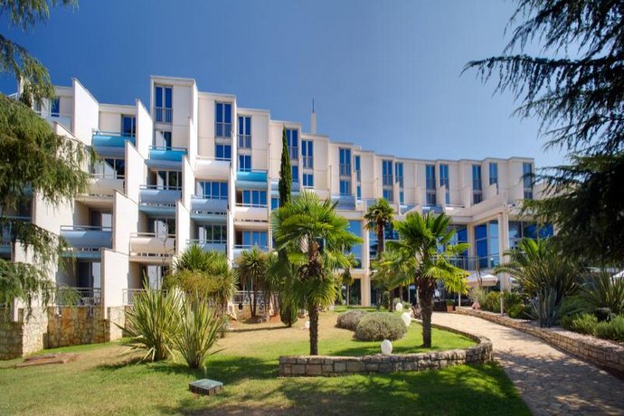 Valamar Crystal Hotel