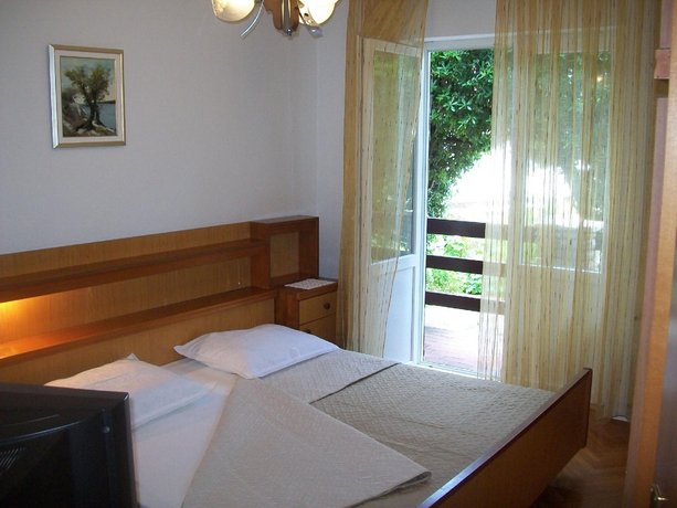 Apartments Jelica Pag