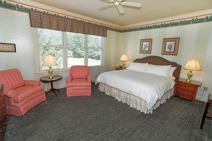 Doones Inn at Oakmont