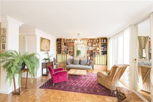 Veeve - Apartment near Pont de Grenelle