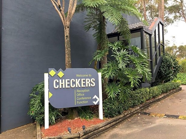 Checkers Resort & Conference Centre The Bahai Temple Australia thumbnail