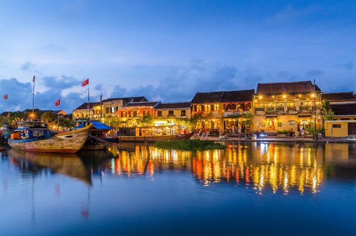 Three Bedrooms With Private Pool In Hoi An