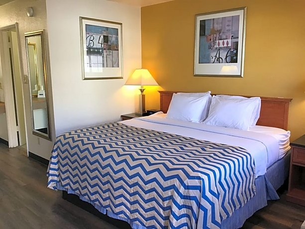 Travelodge by Wyndham Pendleton OR