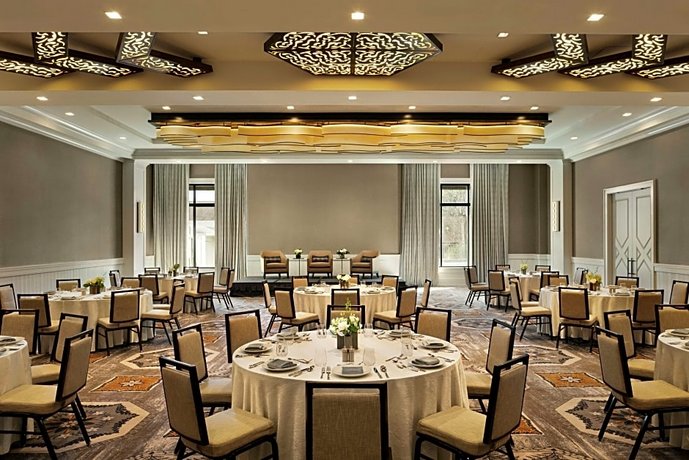 The Harpeth Downtown Franklin Curio Collection by Hilton