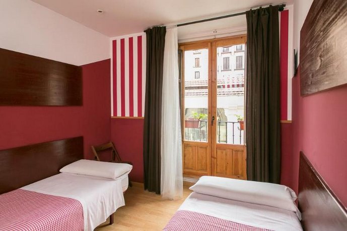 Hostal La Casa de La Plaza