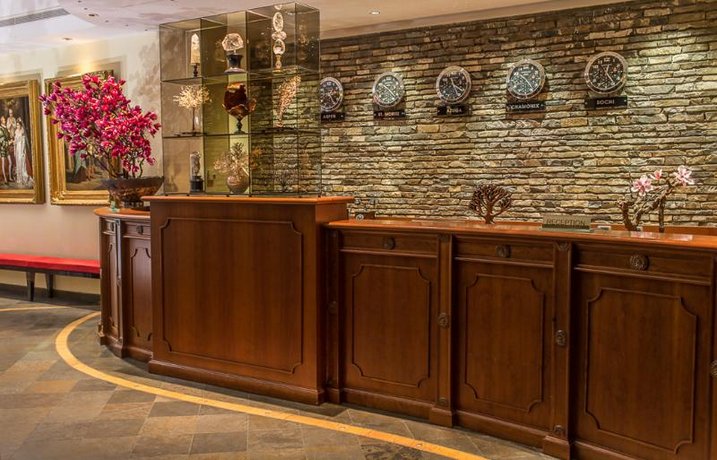 Lux Garden Hotel