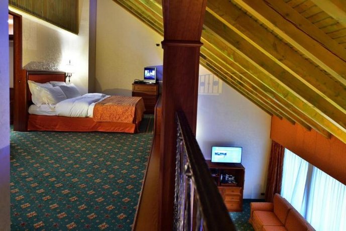 Lux Garden Hotel