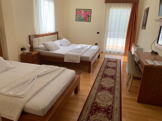 Hotel Kanione Berat Albania thumbnail