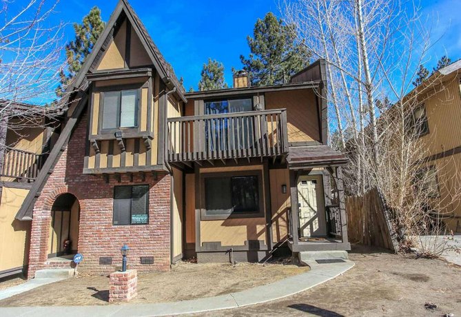 Bear Ski Retreat Townhouse