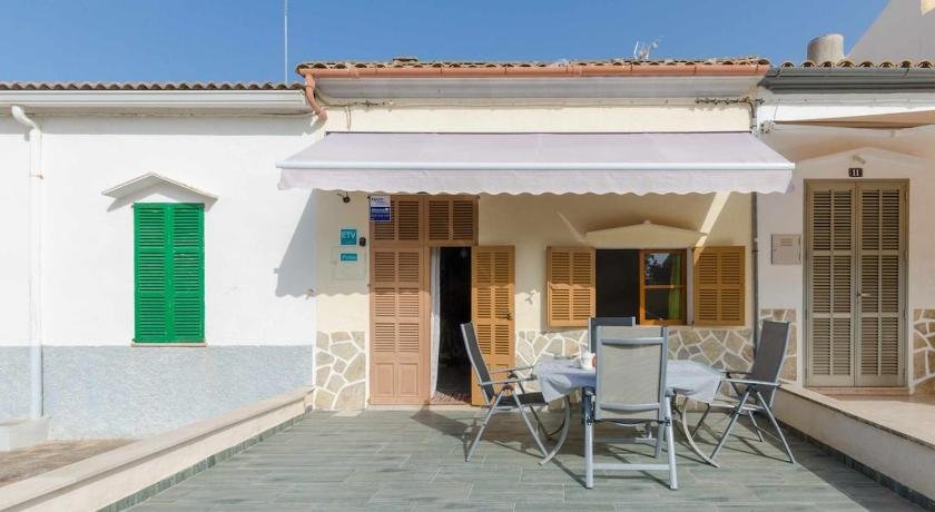 YourHouse Petita Town house