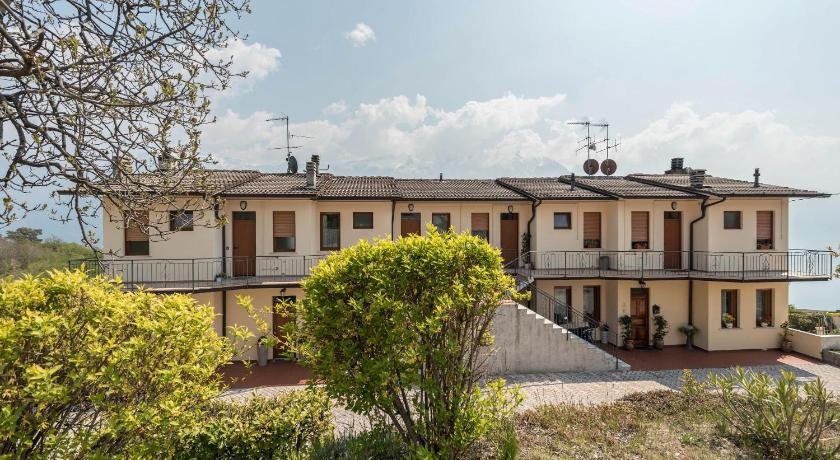 Bel soggiorno appartamento 2