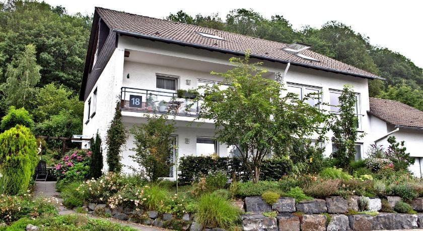 Klebeck Apartment