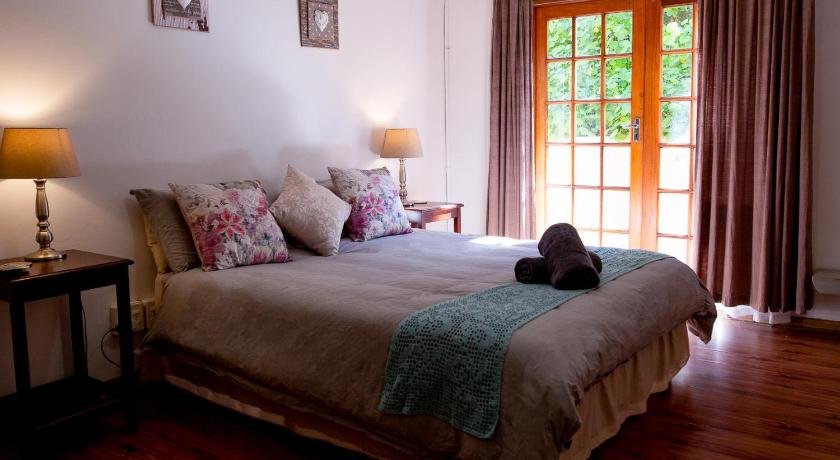 Oukraal Lodge