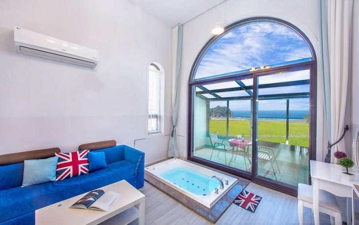 Gangneung Attirance Pension