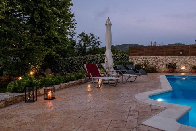 Alia Traditional Stone Villa
