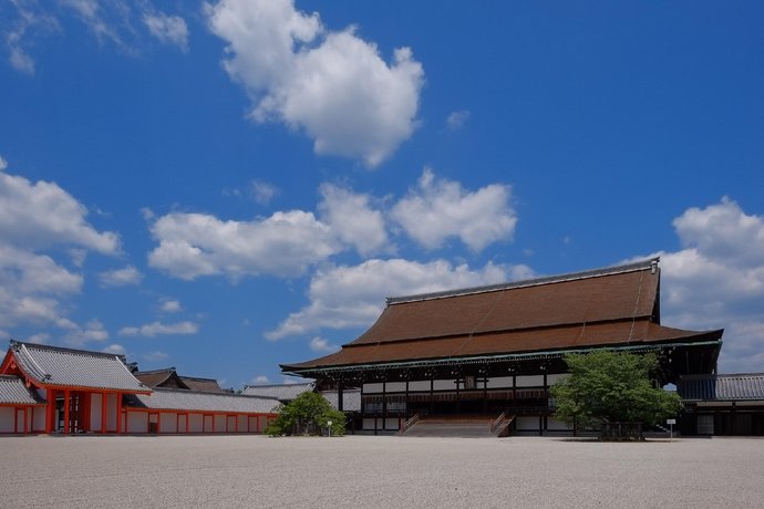 Rinn Shirakawa South
