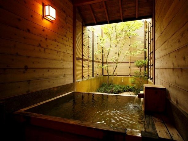 Nishiizu Tohi Yagisawaso