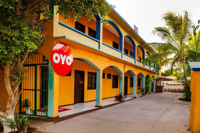 OYO Hotel Miramar Loreto International Airport Mexico thumbnail