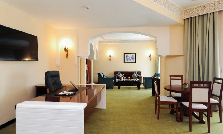Hotel Riad Ennakhil & SPA