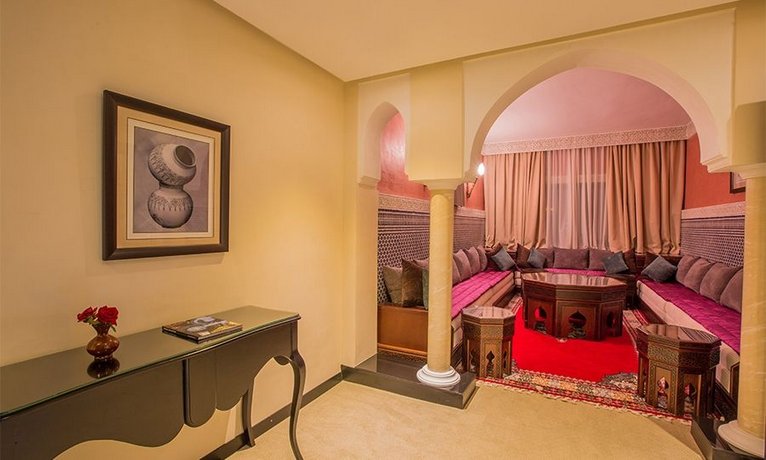 Hotel Riad Ennakhil & SPA