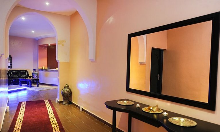 Hotel Riad Ennakhil & SPA