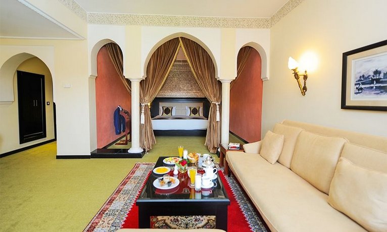 Hotel Riad Ennakhil & SPA