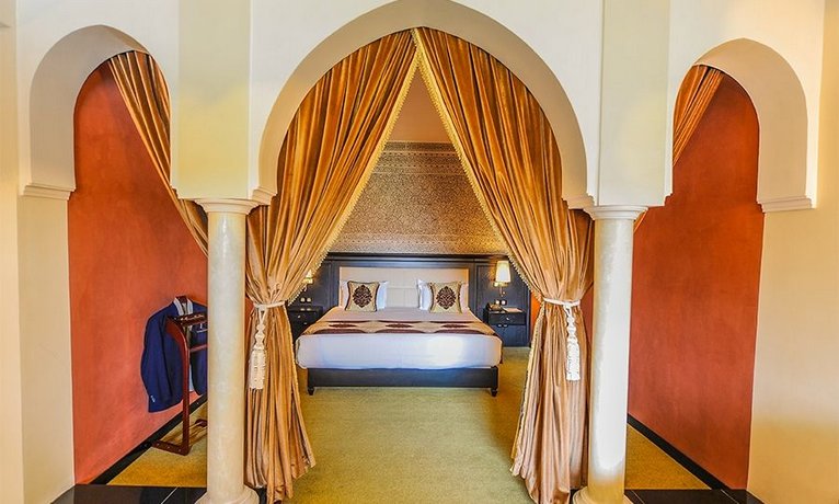 Hotel Riad Ennakhil & SPA