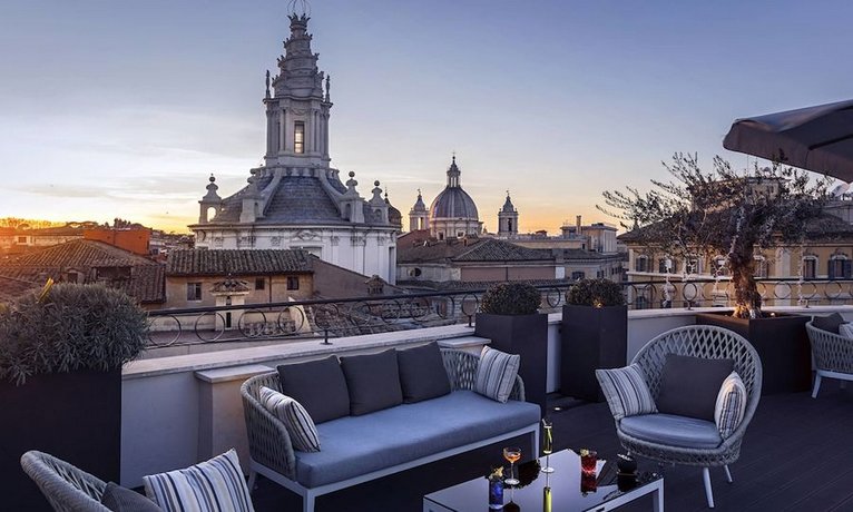 The Pantheon Iconic Rome Hotel Autograph Collection