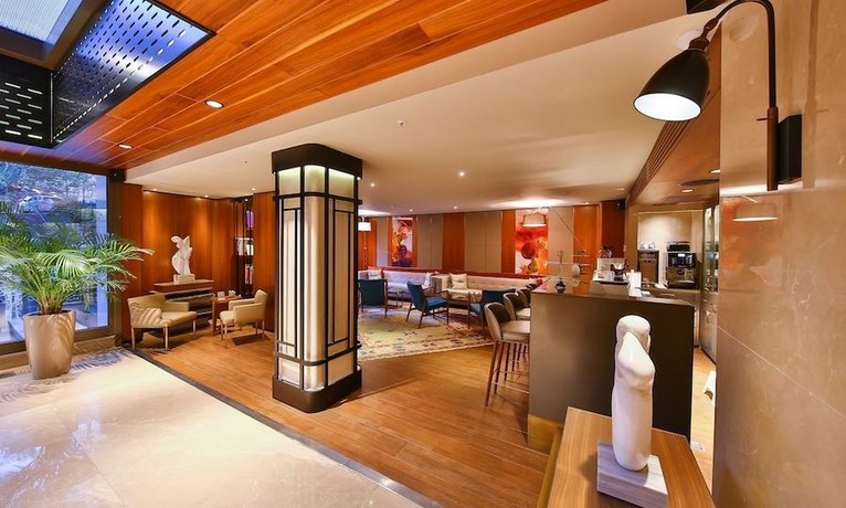 Tzl Suites