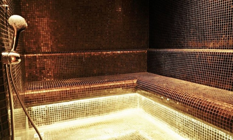 Tzl Suites