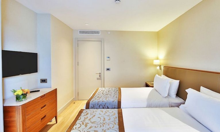 Tzl Suites