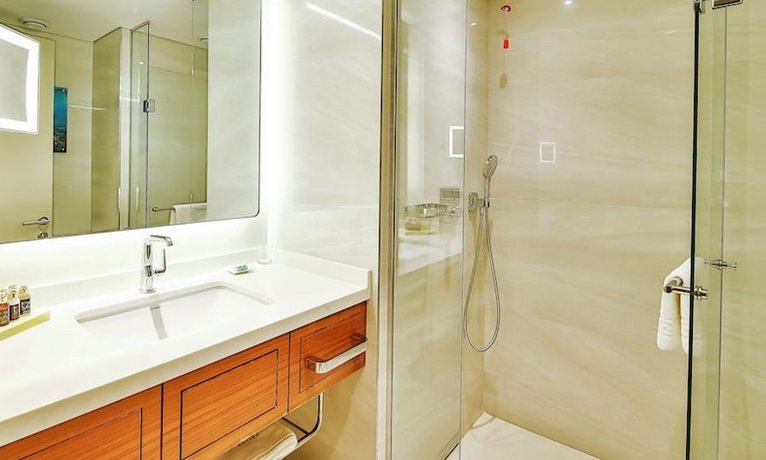 Tzl Suites