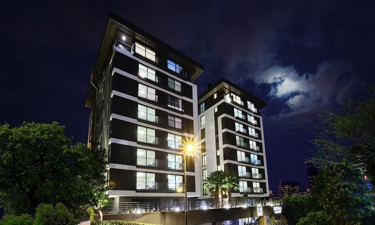 Tzl Suites