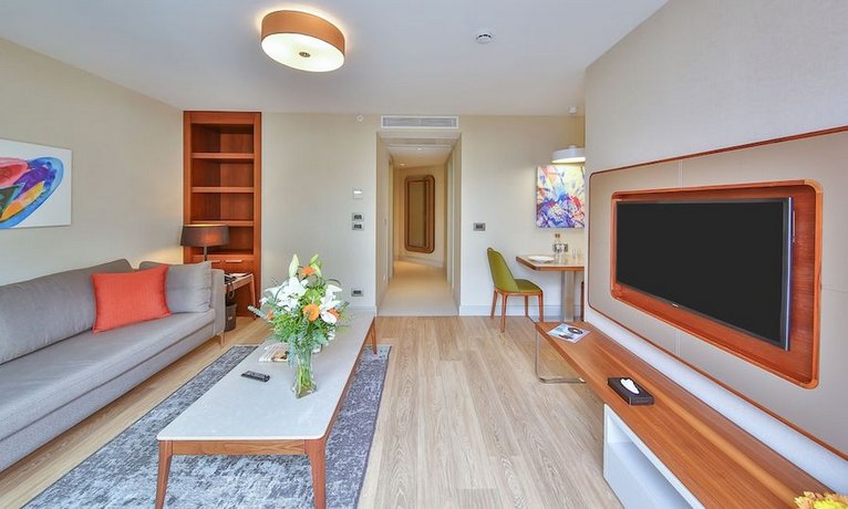 Tzl Suites