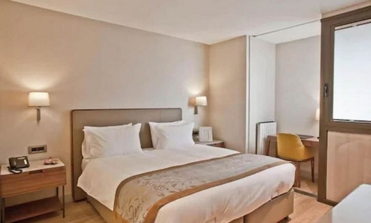 Tzl Suites