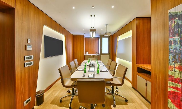 Tzl Suites