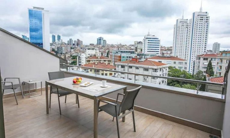 Tzl Suites