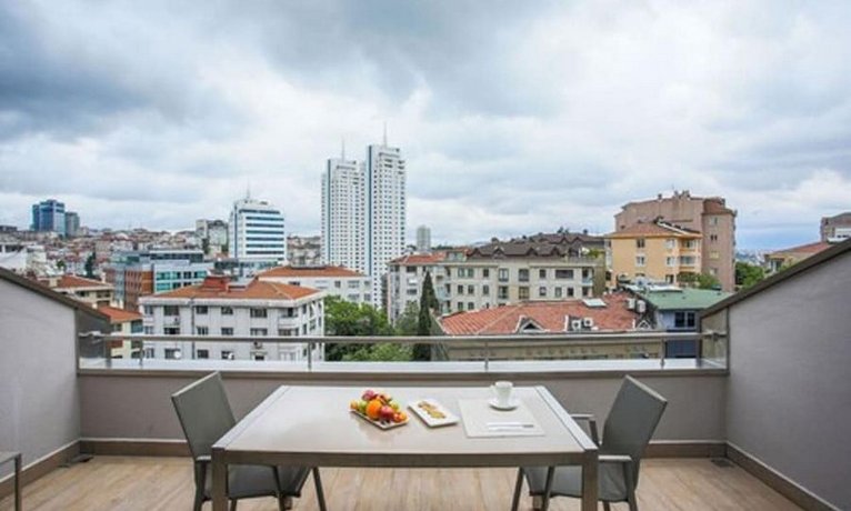 Tzl Suites