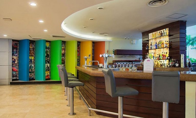 Crown Paradise Club Cancun - All Inclusive