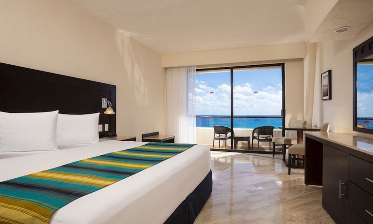Crown Paradise Club Cancun - All Inclusive