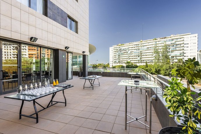 Tryp Valencia Oceanic Hotel