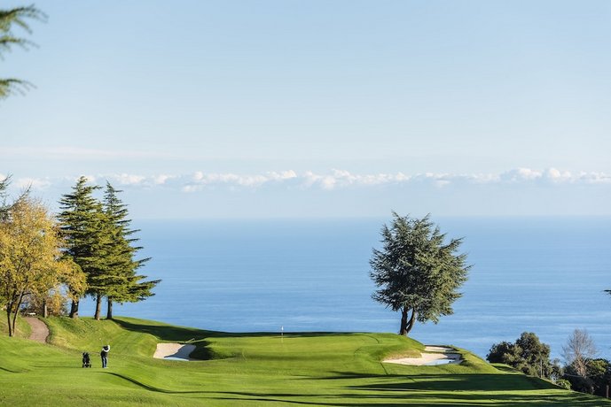Monte-Carlo Bay Hotel & Resort
