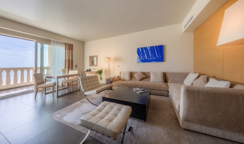 Monte-Carlo Bay Hotel & Resort