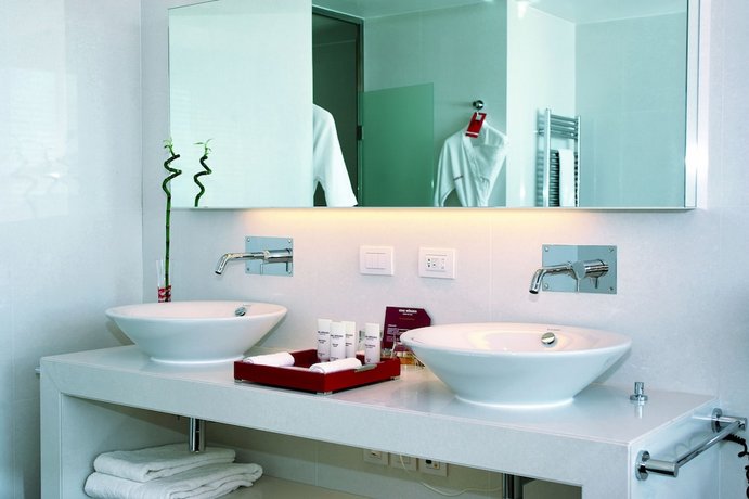 Monte-Carlo Bay Hotel & Resort