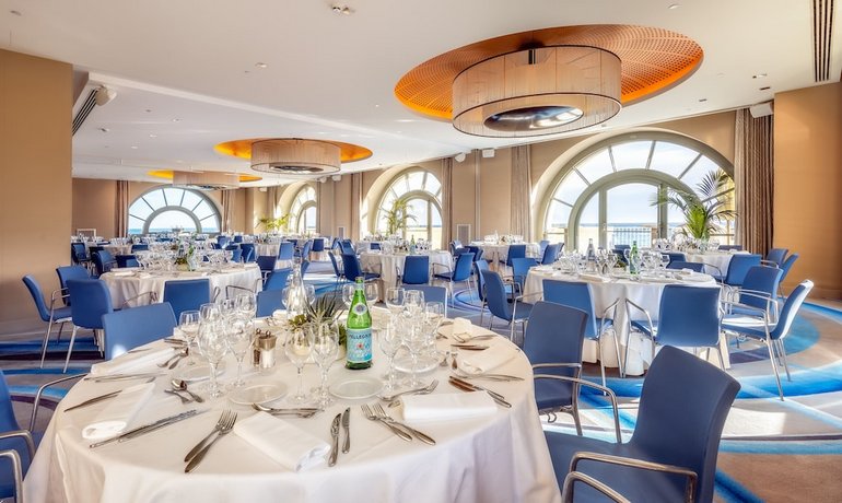 Monte-Carlo Bay Hotel & Resort