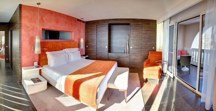 Monte-Carlo Bay Hotel & Resort