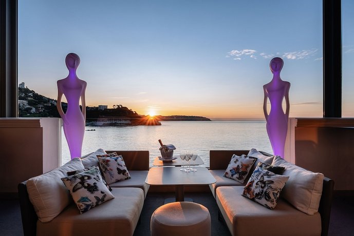 Monte-Carlo Bay Hotel & Resort
