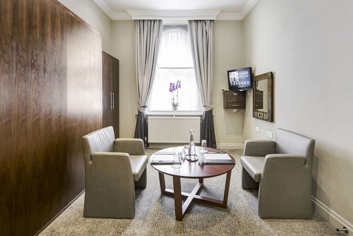 Grange Langham Court Hotel