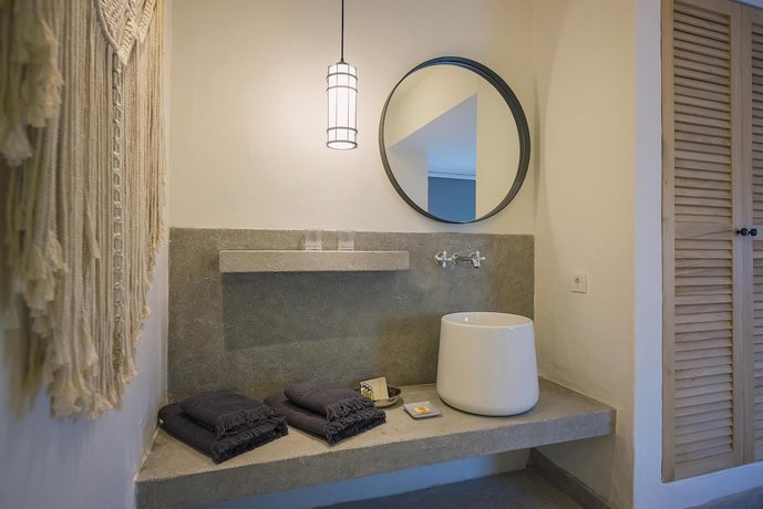 Yacht Boheme Hotel Adults Only